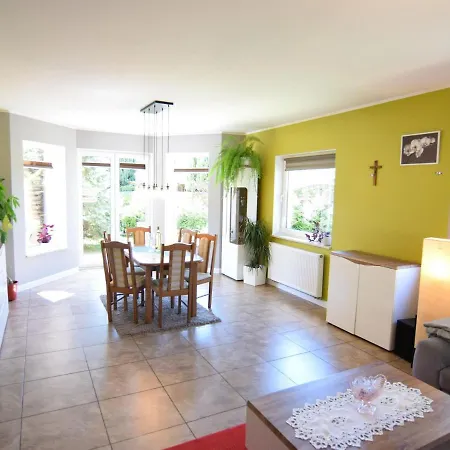 Home, Holiday home *